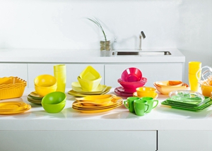 на кухне уборка посуды недоразумение